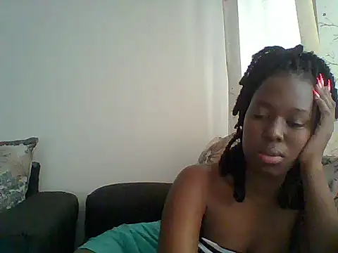 Snapshot of Oliviia_ chatting on September 9, 2025, 2:15 pm Oliviia  online show from September 9, 2025, 2:15 pm