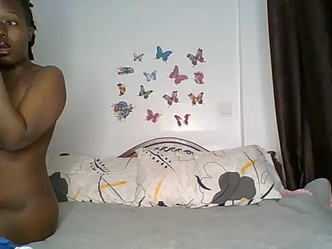 Snapshot of Oliviia_ chatting on September 8, 2025, 4:39 pm Oliviia  online show from September 8, 2025, 4:39 pm