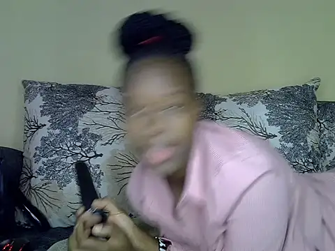 Snapshot of Oliviia_ chatting on January 19, 2025, 11:32 pm Oliviia  online show from January 19, 2025, 11:32 pm