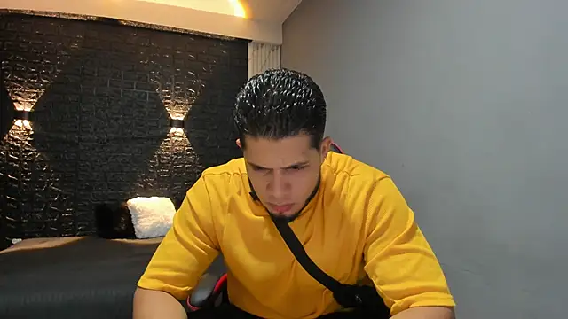 Snapshot of taurus_boy1 chatting on November 10, 2025, 11:54 pm taurus boy1 online show from November 10, 2025, 11:54 pm