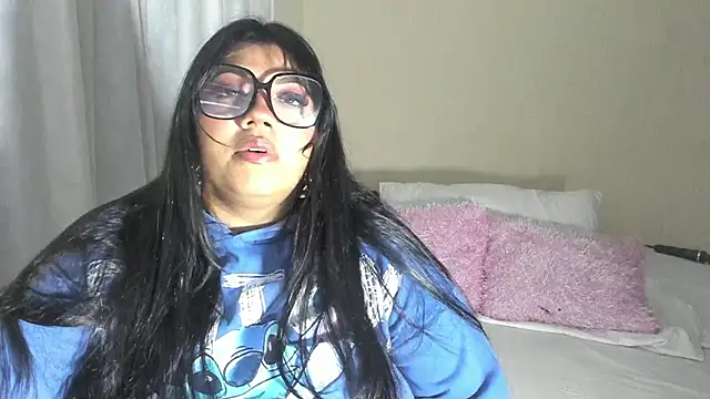 Snapshot of AvrilRizoX chatting on March 29, 2026, 8:16 am AvrilRizoX online show from March 29, 2026, 8:16 am