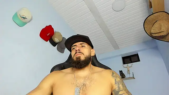 Snapshot of _Poseidon1_ chatting on October 26, 2025, 5:19 am Poseidon1 online show from October 26, 2025, 5:19 am