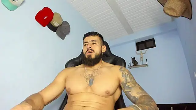 Snapshot of _Poseidon1_ chatting on November 7, 2025, 4:39 am Poseidon1 online show from November 7, 2025, 4:39 am