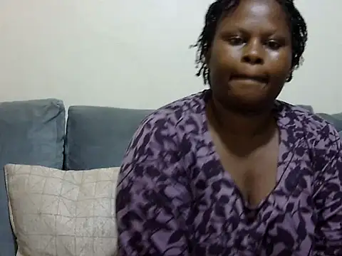 Snapshot of Pretty_lilly02 chatting on June 9, 2026, 8:10 pm Pretty lilly02 online show from June 9, 2026, 8:10 pm