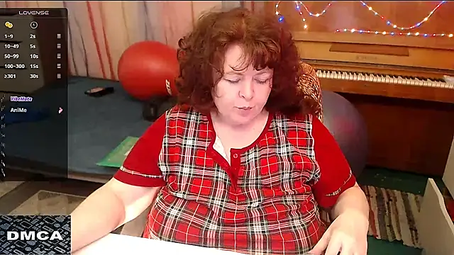 Snapshot of RoseRed69 chatting on March 14, 2025, 7:48 am RoseRed69 online show from March 14, 2025, 7:48 am