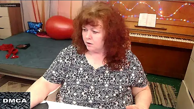 Snapshot of RoseRed69 chatting on March 6, 2025, 11:36 am RoseRed69 online show from March 6, 2025, 11:36 am