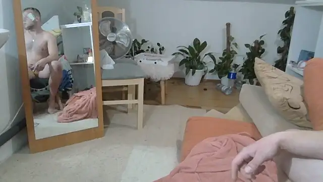 Snapshot of DeconetSex chatting on December 19, 2025, 12:25 am DeconetSex online show from December 19, 2025, 12:25 am