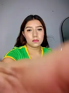 caro sweett online show from February 4, 2026, 11:22 pm