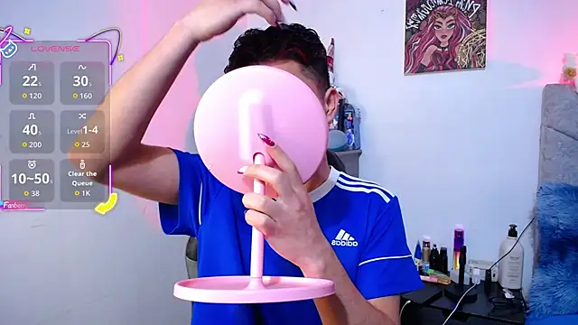 OwenBluee online show from January 9, 2026, 5:36 am