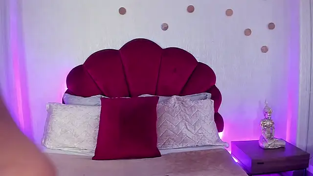 AndreaPink2024 online show from April 11, 2026, 1:15 pm