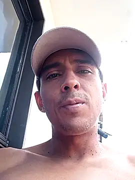 paisa233 online show from October 25, 2025, 7:36 pm