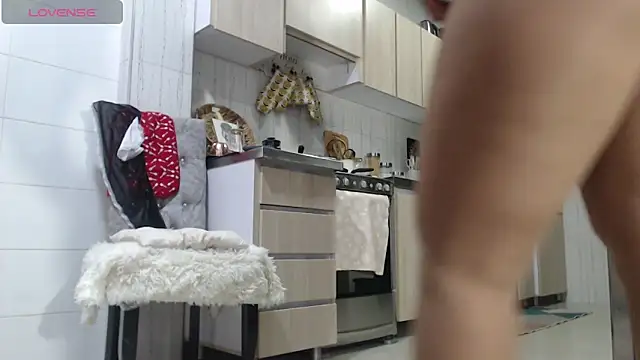 Jadeee  online show from March 26, 2026, 8:51 pm