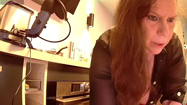 Endrocleia online show from March 7, 2026, 1:23 am