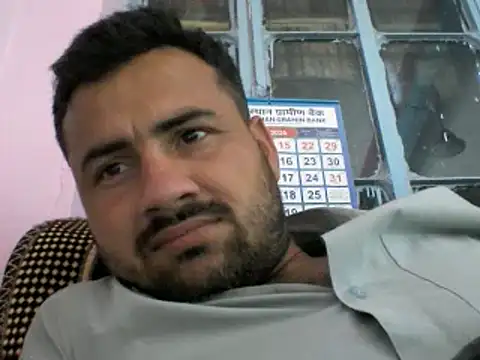 Snapshot of lallantoplonda chatting on March 14, 2026, 5:02 am lallantoplonda online show from March 14, 2026, 5:02 am