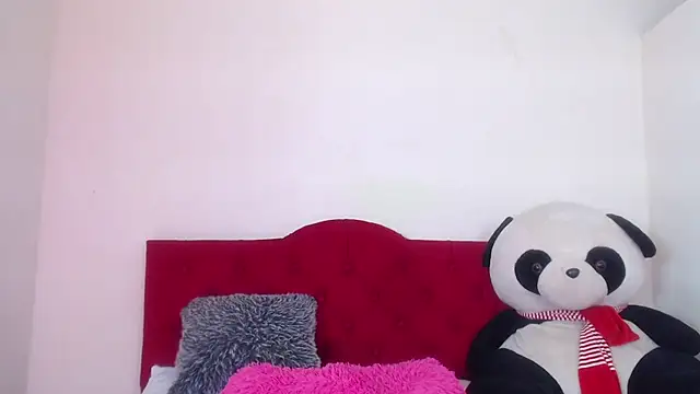 Luluu 08 online show from February 21, 2025, 4:59 pm