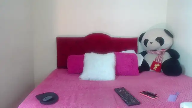 Luluu 08 online show from March 20, 2025, 1:37 pm