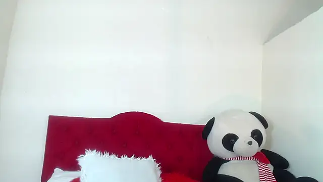 Luluu 08 online show from February 27, 2025, 8:20 pm