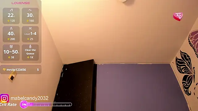 Snapshot of mabel_candy chatting on November 10, 2025, 5:29 pm mabel candy online show from November 10, 2025, 5:29 pm