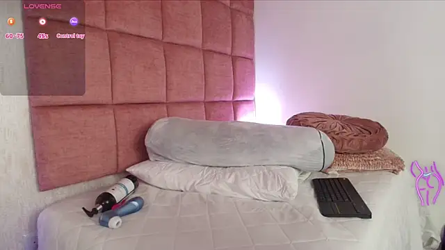 Snapshot of mariablonde_ chatting on March 12, 2025, 11:12 pm mariablonde online show from March 12, 2025, 11:12 pm