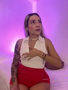 mariablonde  online show from April 9, 2026, 11:22 pm