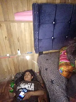 Xvid23AZ1 online show from November 6, 2025, 4:00 pm