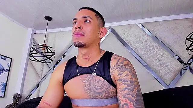 Snapshot of Damian09_ chatting on November 30, 2025, 9:32 am Damian09 online show from November 30, 2025, 9:32 am