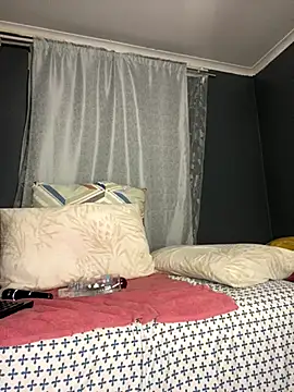 HornyxLadie online show from October 30, 2025, 11:01 pm