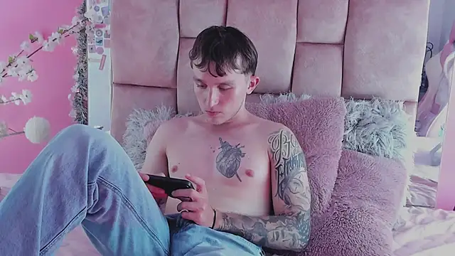 Snapshot of Dylanwhite23_ chatting on November 9, 2025, 8:13 pm Dylanwhite23 online show from November 9, 2025, 8:13 pm