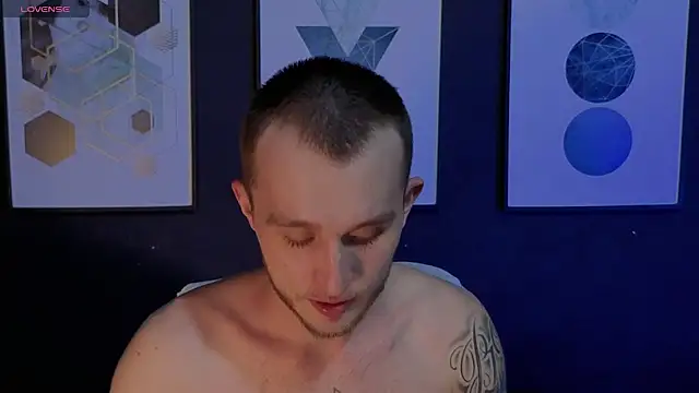 Dylanwhite23  online show from February 24, 2026, 2:01 am