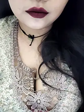 Snapshot of Indian-Nazia chatting on May 18, 2026, 6:12 pm Indian-Nazia online show from May 18, 2026, 6:12 pm