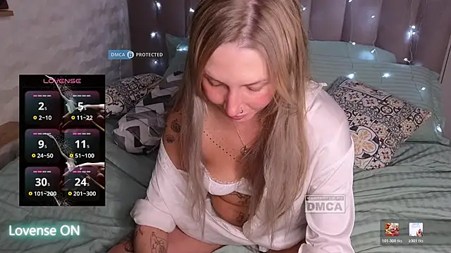 GoodGirl0024 online show from March 13, 2026, 8:25 pm