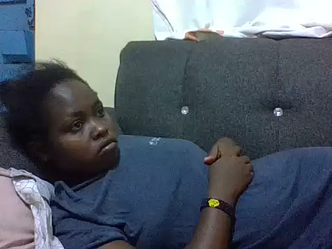 Sweetcecie01 online show from February 10, 2026, 9:36 pm