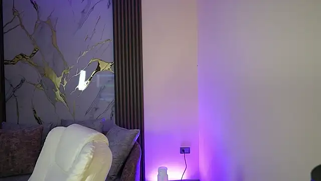 Snapshot of Anybuny chatting on October 29, 2025, 11:53 am Anybuny online show from October 29, 2025, 11:53 am