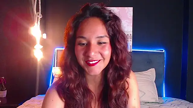 Snapshot of PoisonIvy15_ chatting on January 5, 2025, 1:45 am PoisonIvy15  online show from January 5, 2025, 1:45 am