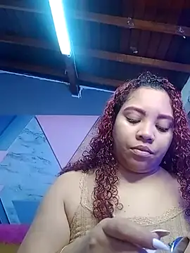 AngelaCoffee online show from November 13, 2025, 2:59 am