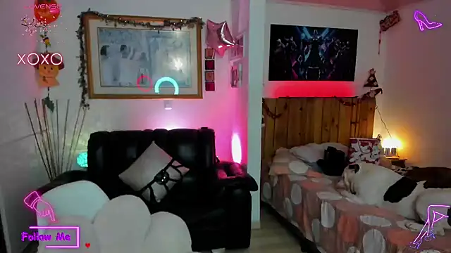 LauGrayJ online show from March 11, 2025, 5:57 am