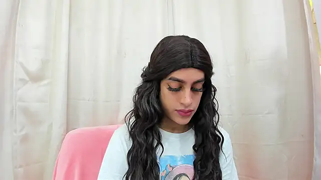 Snapshot of _cat_18 chatting on March 18, 2025, 2:17 pm  cat 18 online show from March 18, 2025, 2:17 pm