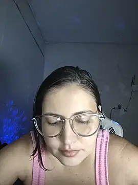 dani123unica online show from April 6, 2026, 10:27 am