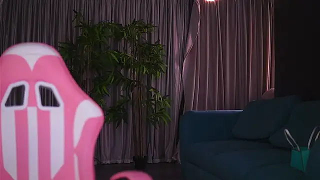 Snapshot of MissKiarra chatting on March 12, 2025, 12:26 pm MissKiarra online show from March 12, 2025, 12:26 pm