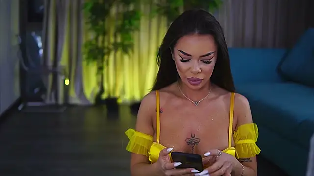 Snapshot of MissKiarra chatting on March 1, 2025, 4:47 am MissKiarra online show from March 1, 2025, 4:47 am