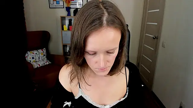 Snapshot of FrancescaCollins chatting on October 20, 2025, 2:39 pm FrancescaCollins online show from October 20, 2025, 2:39 pm