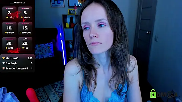 Snapshot of FrancescaCollins chatting on March 9, 2025, 6:43 pm FrancescaCollins online show from March 9, 2025, 6:43 pm