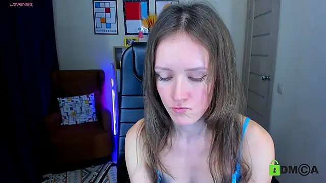 Snapshot of FrancescaCollins chatting on February 26, 2025, 6:48 pm FrancescaCollins online show from February 26, 2025, 6:48 pm