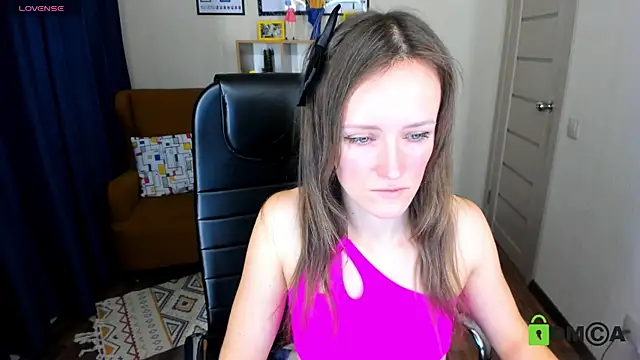 Snapshot of FrancescaCollins chatting on February 16, 2025, 11:27 am FrancescaCollins online show from February 16, 2025, 11:27 am