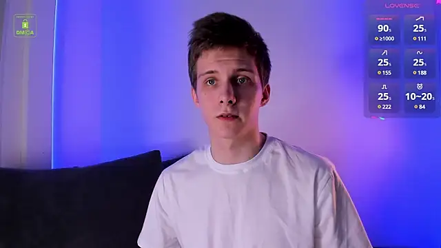 Snapshot of MarkGWalker chatting on March 11, 2025, 12:39 pm MarkGWalker online show from March 11, 2025, 12:39 pm