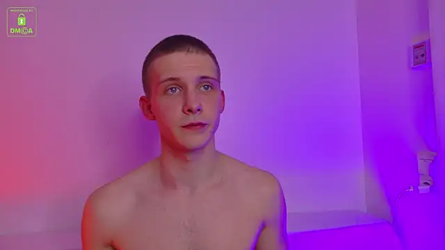 Snapshot of MarkGWalker chatting on December 3, 2025, 3:44 pm MarkGWalker online show from December 3, 2025, 3:44 pm