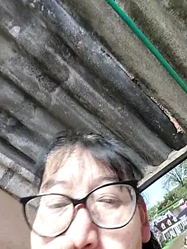 clarita 01 online show from November 25, 2025, 12:16 pm