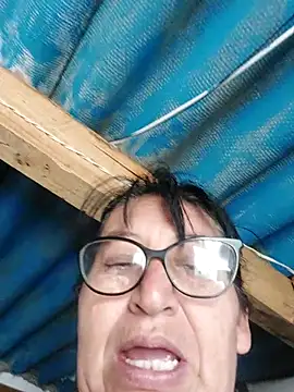 clarita 01 online show from January 6, 2026, 1:04 pm