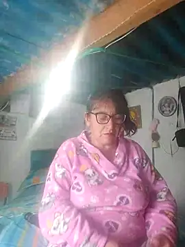 clarita 01 online show from March 19, 2026, 1:00 pm