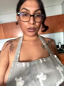 Snapshot of Indianbutter11 chatting on October 29, 2025, 5:06 am Indianbutter11 online show from October 29, 2025, 5:06 am